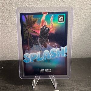 Optic Luka Dončić Splash! Dallas Mavericks Purple Holographic